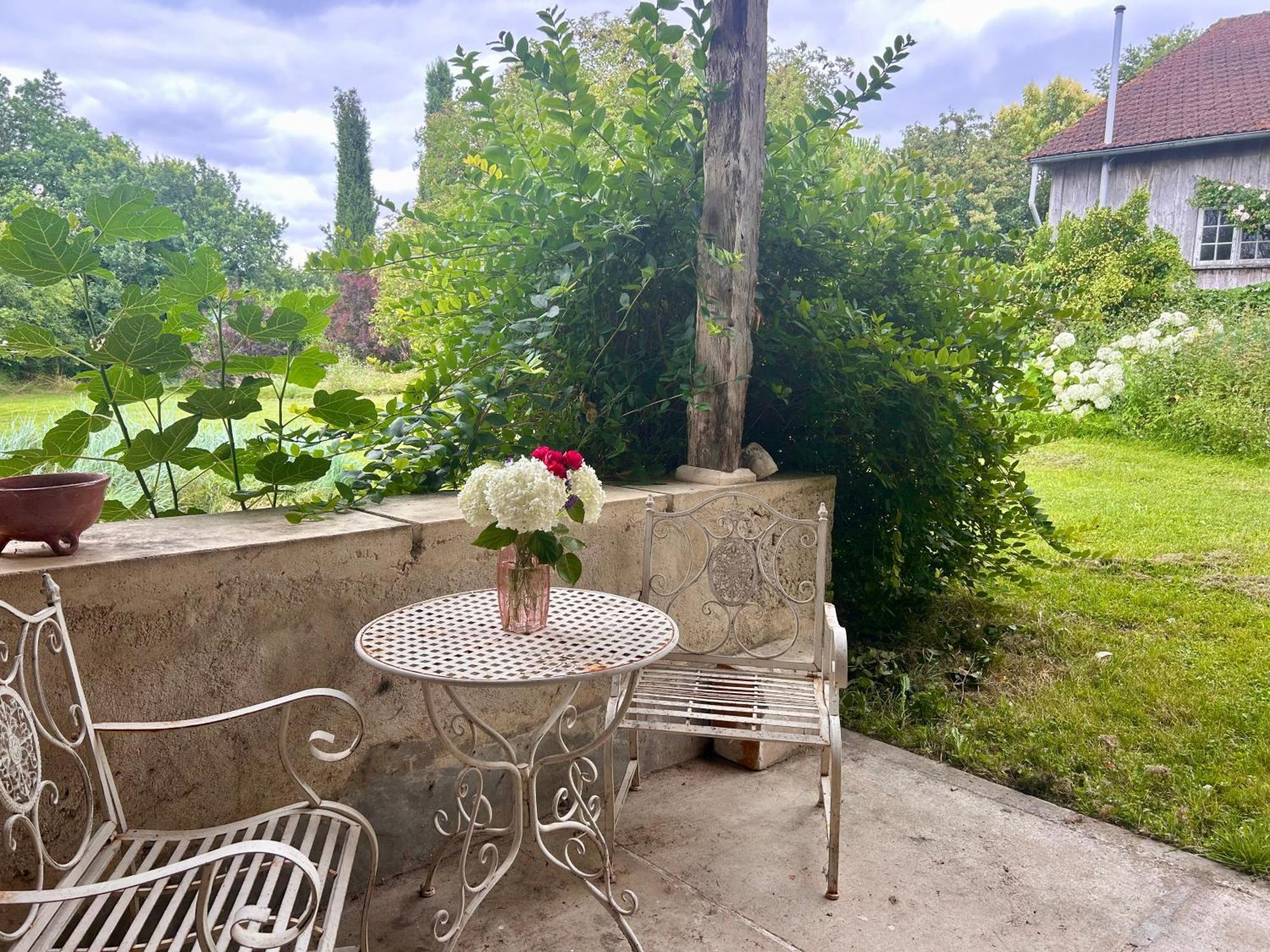 Pedauge Bed and Breakfast Moncrabeau Εξωτερικό φωτογραφία