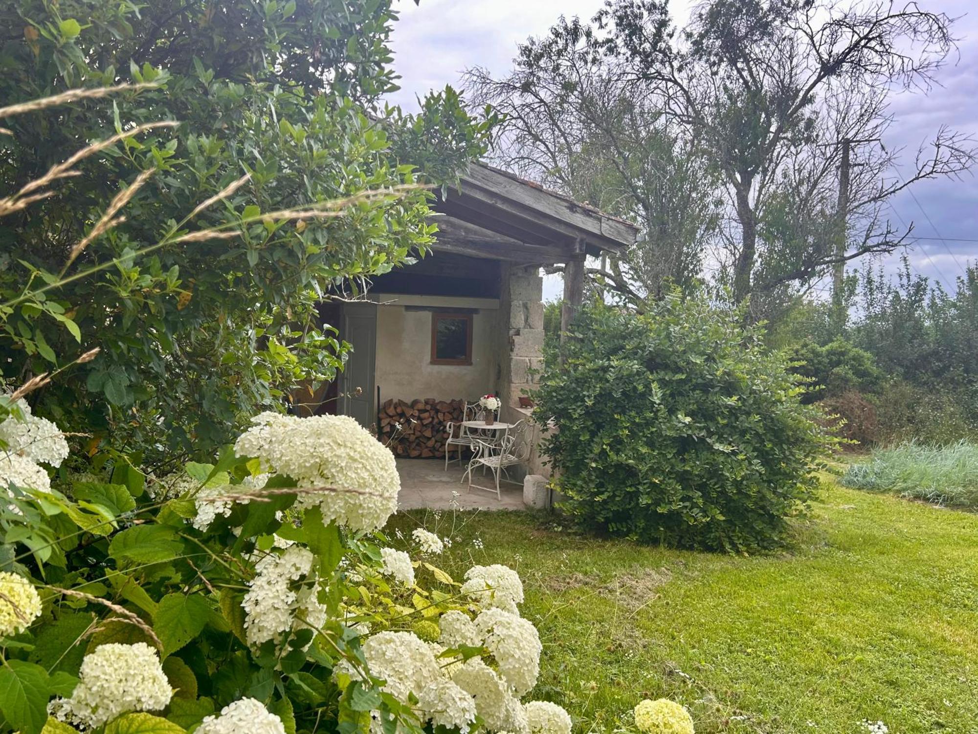 Pedauge Bed and Breakfast Moncrabeau Εξωτερικό φωτογραφία